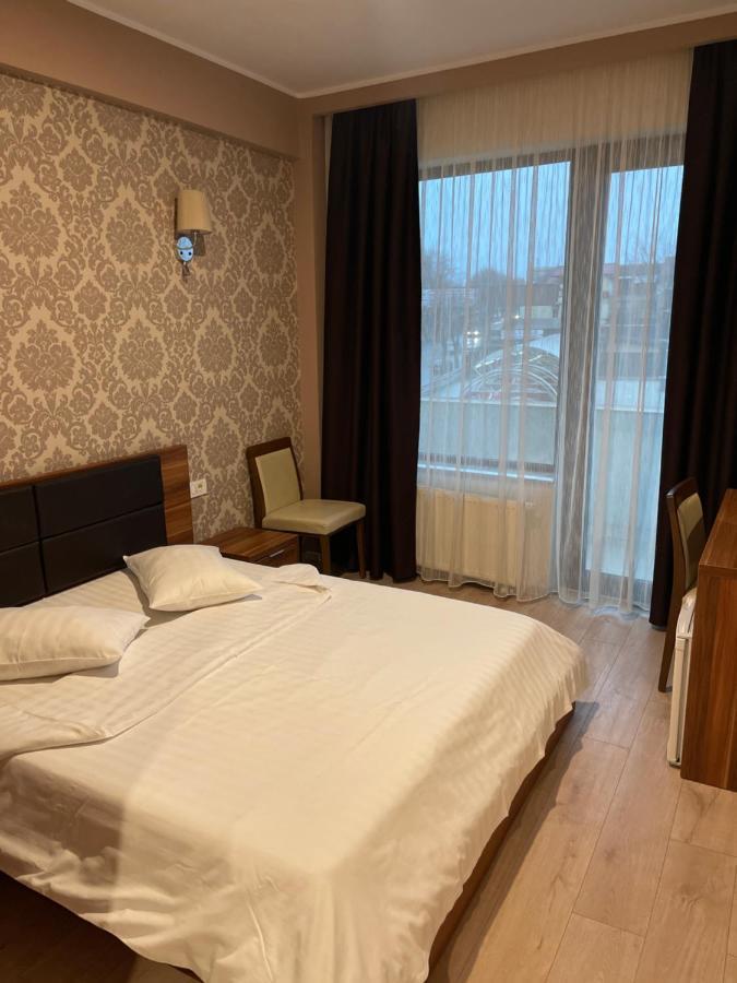 Star Hotel Тулча Екстериор снимка